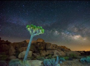 Come aggiungere più interesse alla tua astrofotografia con il light painting 