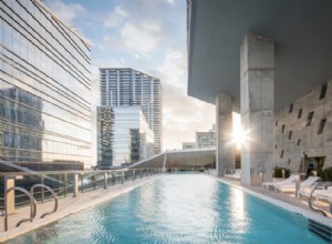 Come creare splendide fotografie di architettura dipingendo con la luce 