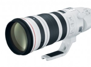Przedłużacz Canon 200–400 mm f/4L IS USM:superteleobiektyw klasy profesjonalnej – 11 799 USD 