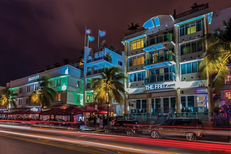 Gary Gustin s Miami-fotografie:neon- en art-deco vastleggen