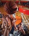 Actie vastleggen:fotografietips voor het fotograferen van basketbal op de rand 