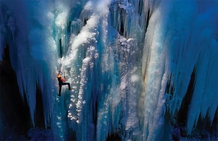 Dave Black s verbluffende lichtschilderij legt spannende sportmomenten vast 