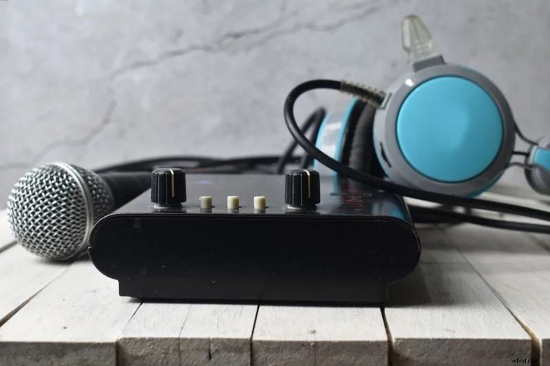 Microfoonvoorversterkers:hoe ze werken en waarom ze essentieel zijn 