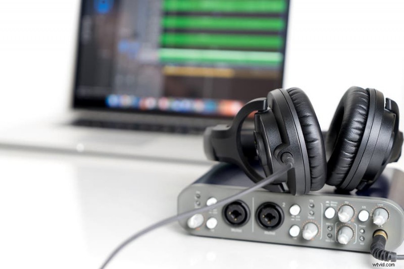 Audio-interface versus mixer:het juiste hulpmiddel kiezen voor uw opnamebehoeften 