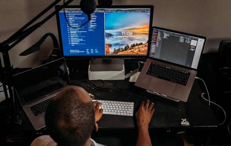 Neem video- en schermopnamen op in iMovie op Mac:een stapsgewijze handleiding 