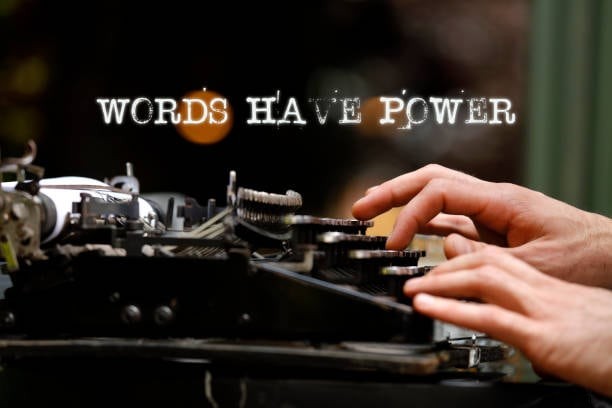 Kurz Filmora:Přidejte autentické staré filmové překryvy pro retro vzhled 