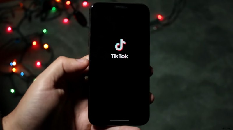 Zvládnutí textu TikTok:Komplexní průvodce přidáváním a úpravami titulků 