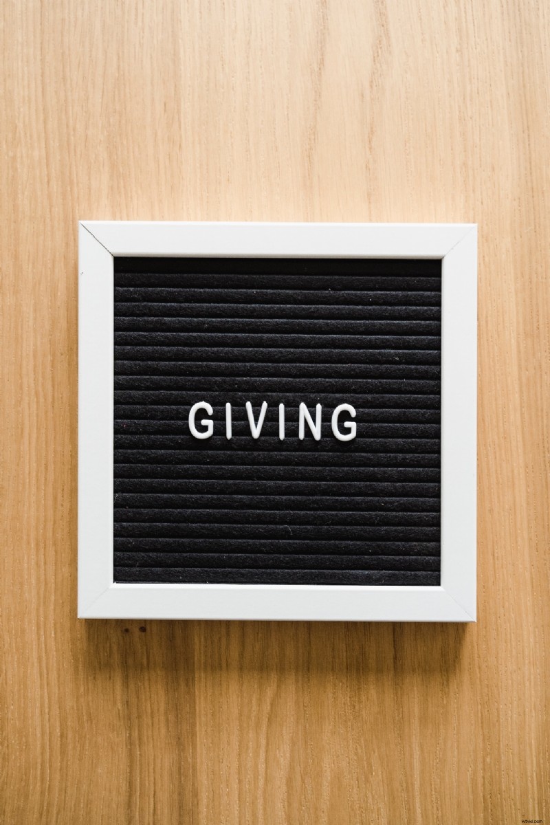 Voeg witte randen toe aan uw video s op desktop, Android, iOS en online:een stapsgewijze handleiding 