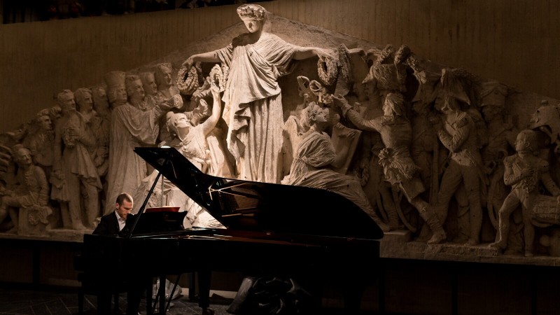 Verbeter uw video s met filmische piano-achtergrondmuziek