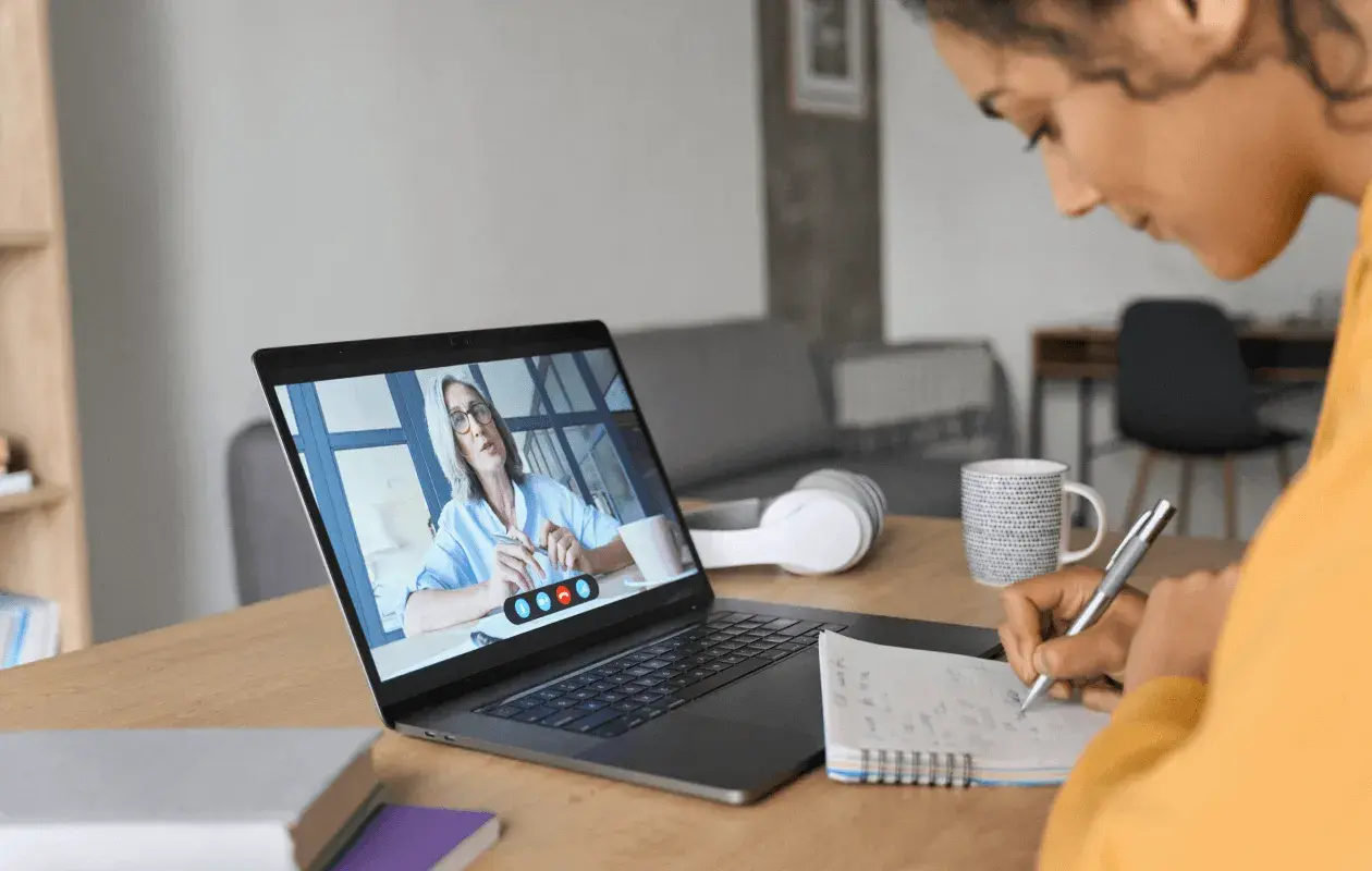 Beste Buzzsprout-alternatieven voor podcasthosting in 2026 en kostenverdeling voor webinars 