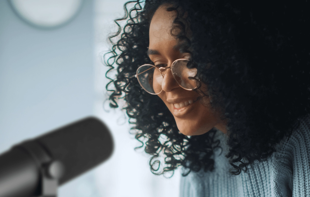 Beste Buzzsprout-alternatieven voor podcasthosting in 2026 en kostenverdeling voor webinars 