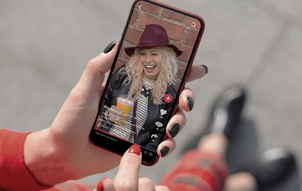 Beste Buzzsprout-alternatieven voor podcasthosting in 2026 en kostenverdeling voor webinars 