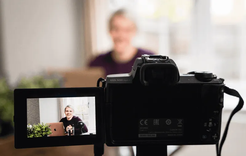 Beste Buzzsprout-alternatieven voor podcasthosting in 2026 en kostenverdeling voor webinars 