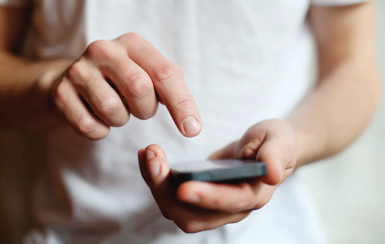 Beste Buzzsprout-alternatieven voor podcasthosting in 2026 en kostenverdeling voor webinars 