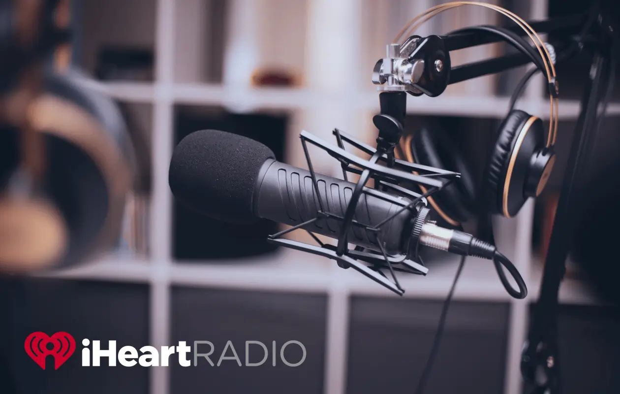 Beste Buzzsprout-alternatieven voor podcasthosting in 2026 en kostenverdeling voor webinars 