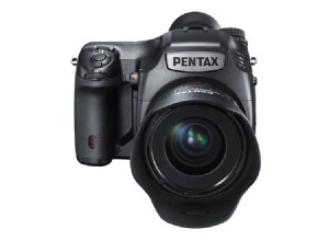 Pentax 645Z:cámara de formato medio de 51,4 MP con CMOS avanzado, vídeo y un sistema con un presupuesto de 10.000 dólares 