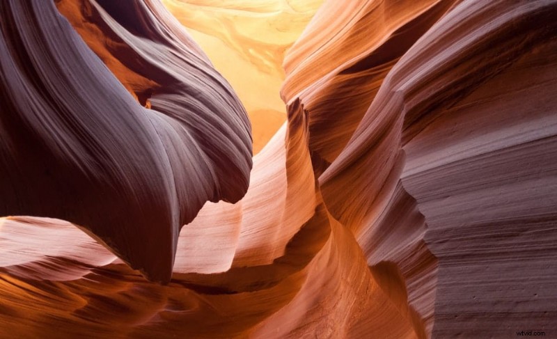 Mastering Photoshop Curves:En omfattande guide för att förbättra kontrast och ton 