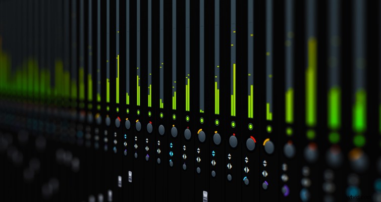 ロスレス オーディオと非可逆オーディオを理解する:各形式をいつ使用するか 