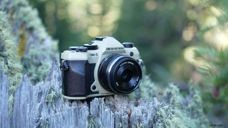 OM‑5 MarkII レビュー:外出先のクリエイター向けのコンパクトで機能満載のカメラ 