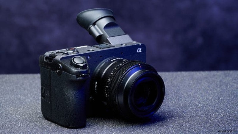 Sony FX2 発表:プロフェッショナル向けのフルフレーム シネマ カメラ 