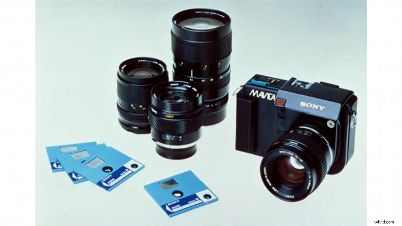 ソニーのカメラ:初代 Mavica から Alpha 1II まで – 40 年にわたるイノベーションの旅 